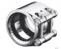 Connecteurs anti-extraction pour raccordement de tuyaux en métal avec tuyaux en métal plastique